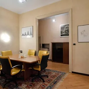  Apartment Ampio Centro Crocetta Italy